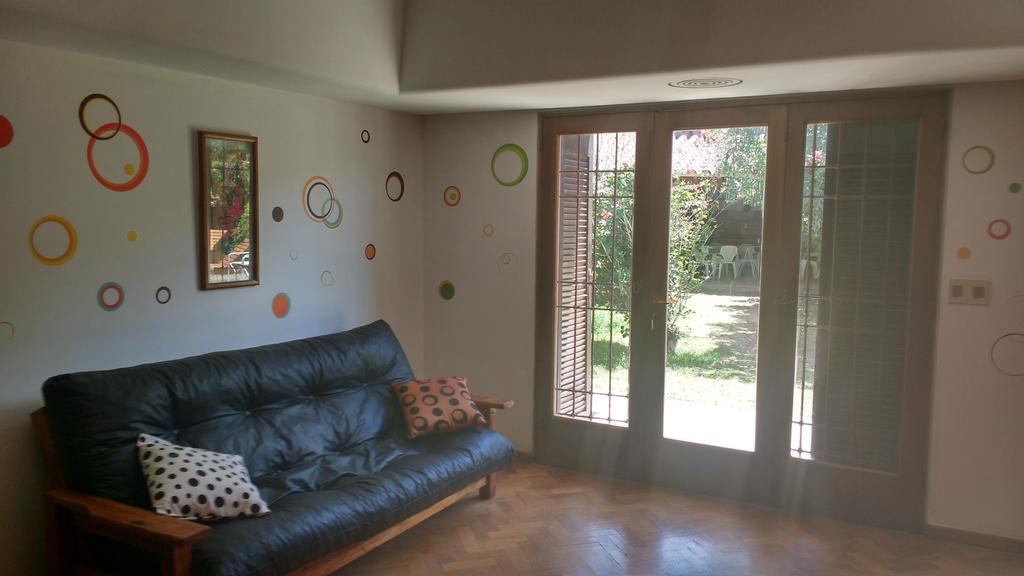 Hostel De Los Artistas 门多萨 外观 照片
