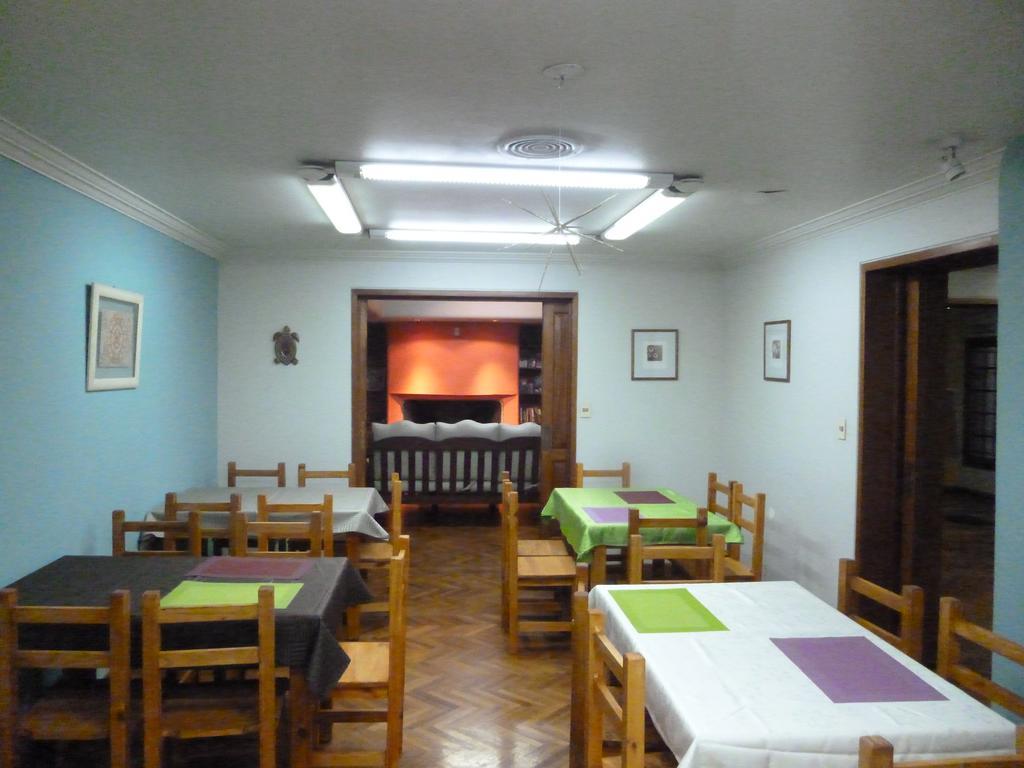 Hostel De Los Artistas 门多萨 外观 照片