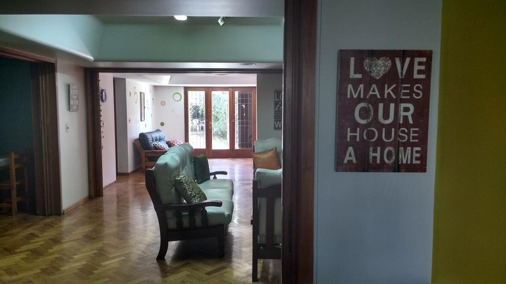 Hostel De Los Artistas 门多萨 外观 照片