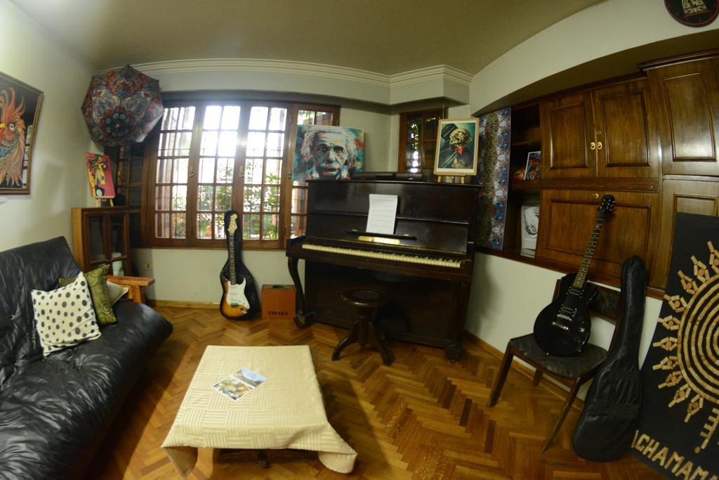Hostel De Los Artistas 门多萨 外观 照片